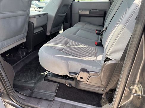 Used 2016 Ford F250 XLT w/ Camper Package AWD/4WD image 8