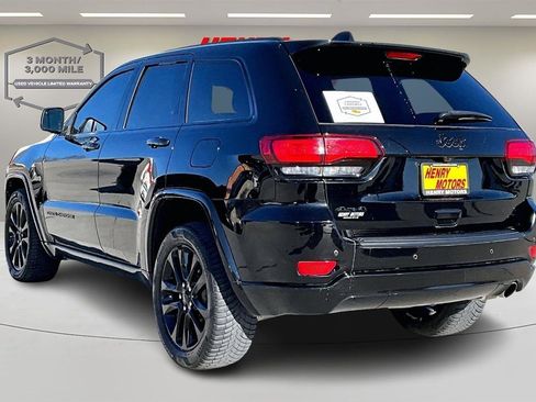 Used 2021 Jeep Grand Cherokee Laredo X image 4