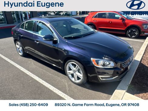 Used 2016 Volvo S60 T5 Premier w/ Convenience Package FWD image 12
