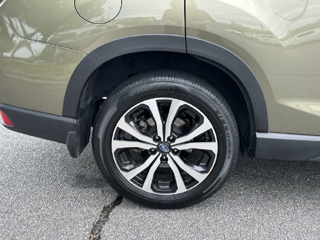 Used 2024 Subaru Forester Limited w/ Convenience Package AWD/4WD image 19