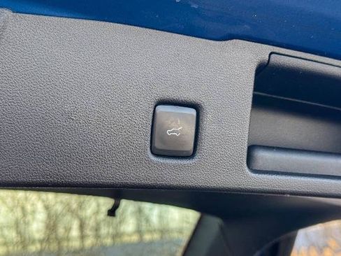 Certified 2022 Ford Escape SEL AWD/4WD image 19