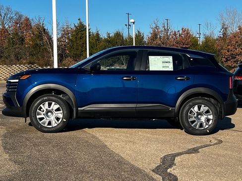 New 2026 Nissan Kicks S image 8