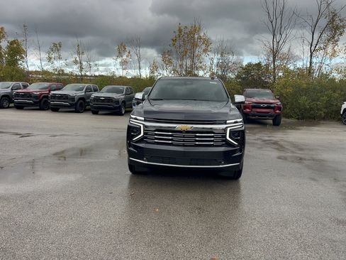 New 2026 Chevrolet Suburban Premier w/ Sun And Tow Package AWD/4WD image 2