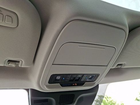 Used 2025 Ford Expedition Max Platinum AWD/4WD image 26