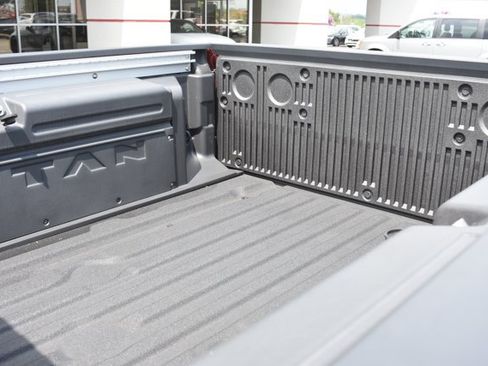 Used 2024 Nissan Titan Platinum Reserve w/ Moonroof Package RWD image 12