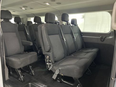 Used 2023 Ford Transit 350 XLT RWD image 18