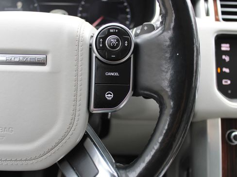 Used 2015 Land Rover Range Rover Supercharged image 10