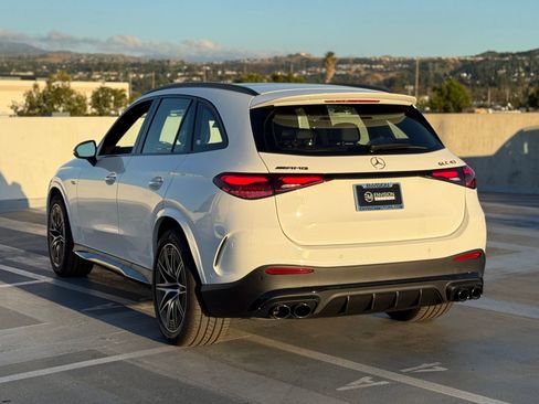 New 2026 Mercedes-Benz GLC 43 AMG 4MATIC image 9