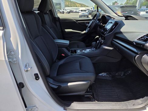 Used 2024 Subaru Forester Premium AWD/4WD image 20