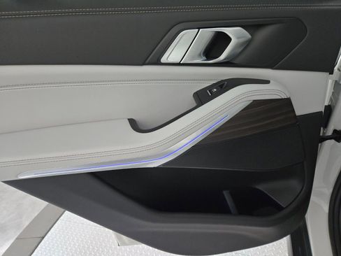 Used 2025 BMW X5 xDrive40i image 21