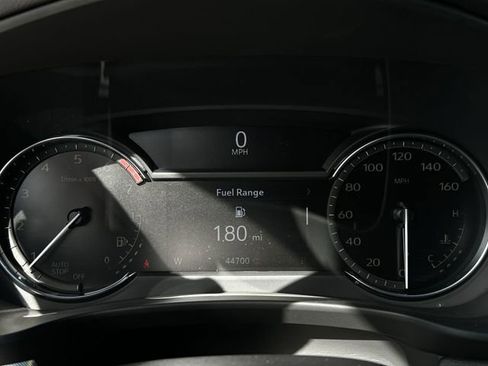 Certified 2023 Cadillac XT4 Premium Luxury image 23