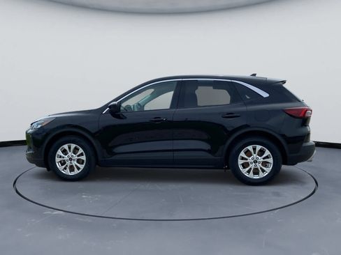 Used 2023 Ford Escape Active w/ Tech Pack #2 FWD image 3
