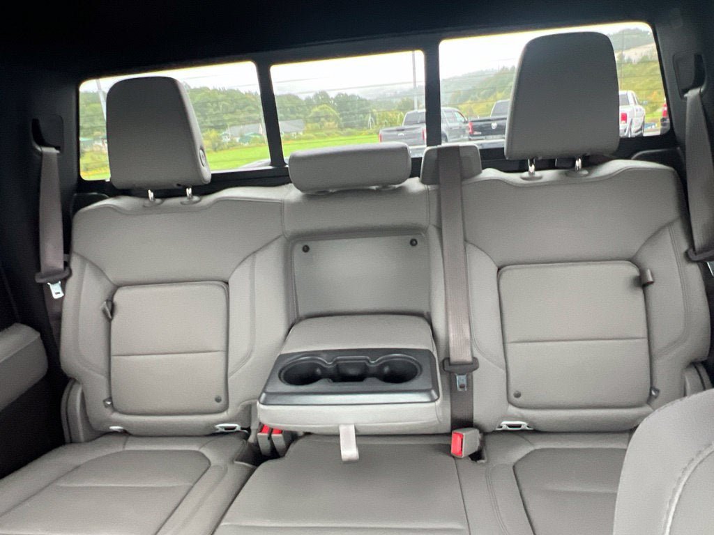 Used 2021 GMC Sierra 2500 SLT AWD/4WD image 18