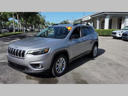 Used 2022 Jeep Cherokee Latitude Lux image 51