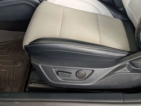 Used 2024 Ford Mustang Premium image 12