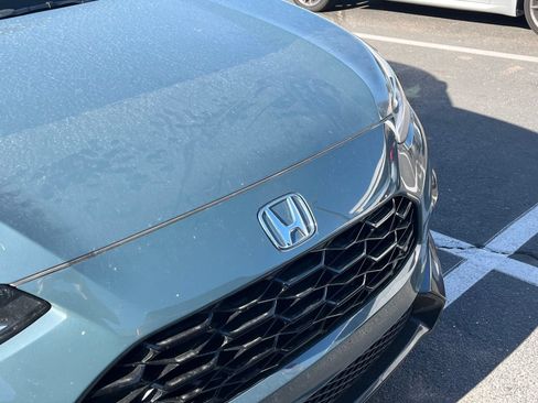 Used 2024 Honda HR-V EX-L image 7