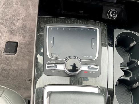 Used 2017 Audi Q7 3.0T Premium Plus image 33