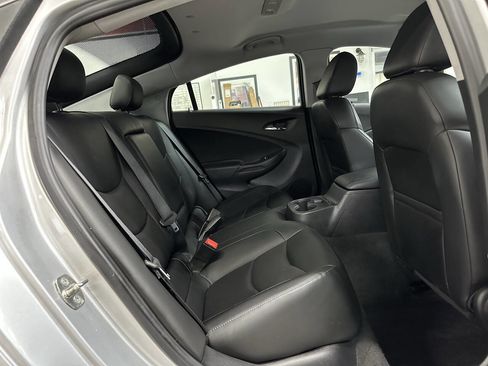 Used 2018 Chevrolet Volt LT w/ LT Driver Confidence Package image 14
