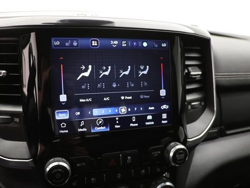 Used 2022 RAM 2500 Laramie image 32