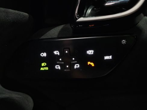 Used 2025 Ferrari Roma Spider RWD image 42