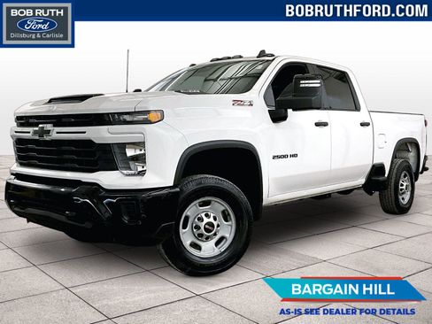 Used 2024 Chevrolet Silverado 2500 Custom w/ Custom Value Package image 1