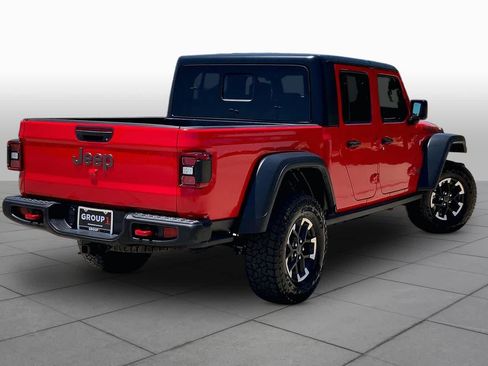Used 2026 Jeep Gladiator Rubicon AWD/4WD image 12