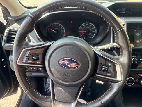 Used 2022 Subaru Crosstrek 2.0i Premium AWD/4WD image 11