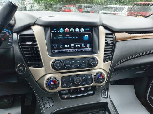 Used 2020 GMC Yukon XL Denali w/ Denali Ultimate Package AWD/4WD image 25
