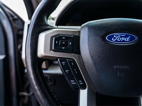 Used 2021 Ford F250 Lariat AWD/4WD image 13