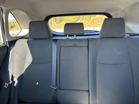 Used 2025 Toyota RAV4 LE AWD/4WD image 12