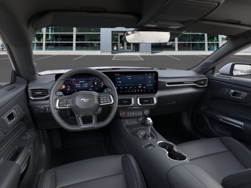 Used 2024 Ford Mustang Premium image 9