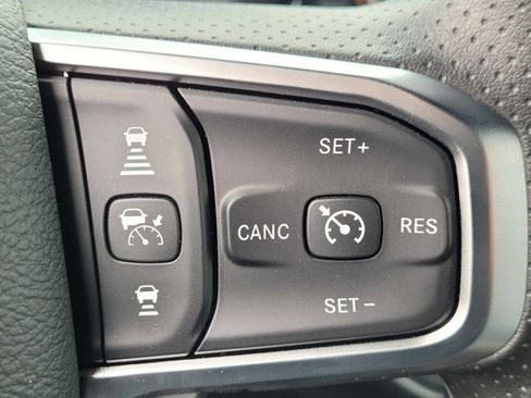New 2026 RAM 5500 Tradesman w/ Chrome Appearance Group AWD/4WD image 18