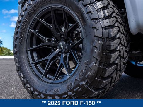 Used 2025 Ford F150 Raptor image 27