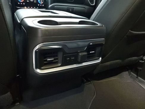 Used 2022 GMC Sierra 1500 SLT w/ SLT Premium Package image 16