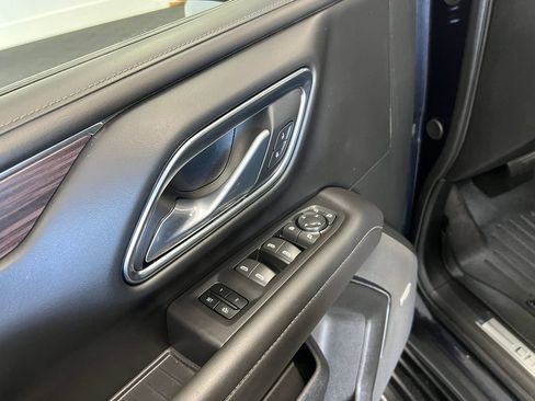 Used 2023 Chevrolet Tahoe LT w/ LT Signature Plus Package image 11