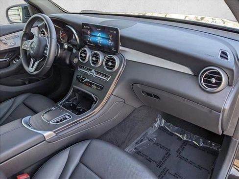 Certified 2022 Mercedes-Benz GLC 300 GLC 300 image 24