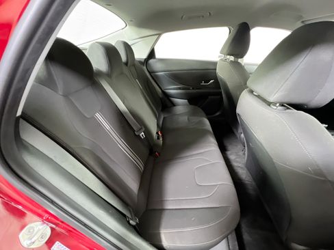 Used 2023 Hyundai Elantra SEL w/ Cargo Package FWD image 24
