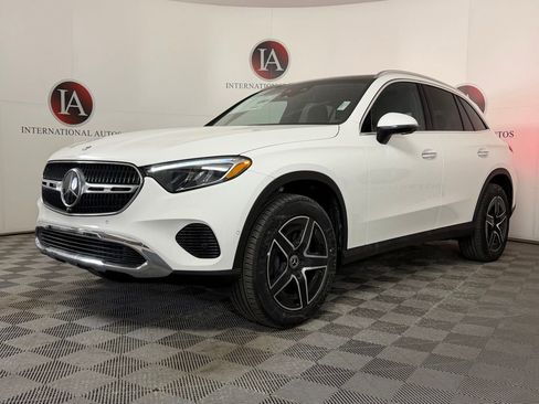New 2026 Mercedes-Benz GLC 300 GLC 300 image 3