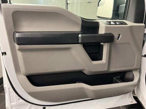 Certified 2020 Ford F150 XL w/ Equipment Group 101A Mid image 27