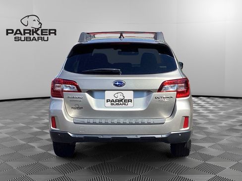 Used 2017 Subaru Outback 2.5i Limited AWD/4WD image 4