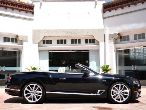Used 2023 Bentley Continental GT Azure AWD/4WD image 5