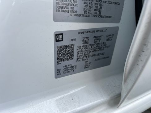 Used 2022 Chevrolet Silverado 1500 LT Trail Boss AWD/4WD image 35