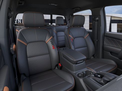 New 2026 GMC Canyon AT4 w/ AT4 Premium Package AWD/4WD image 16