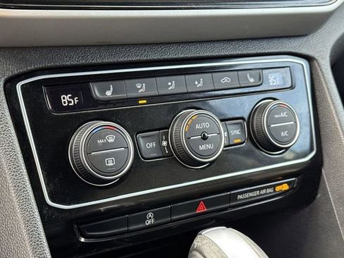 Used 2021 Volkswagen Atlas Cross Sport SEL image 22