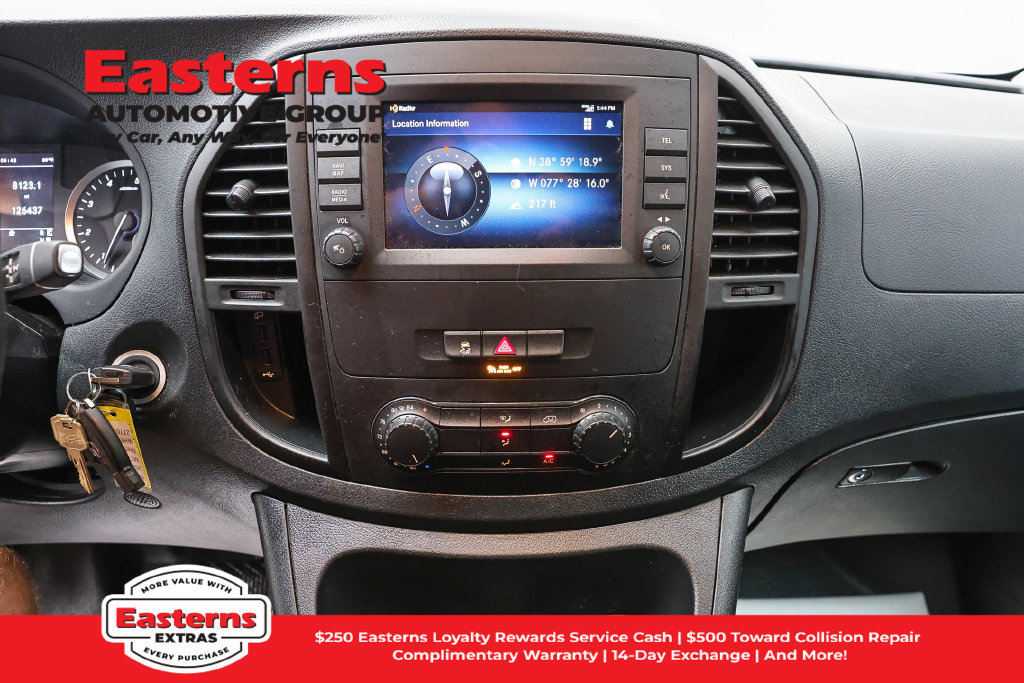 Used 2023 Mercedes-Benz Metris image 13