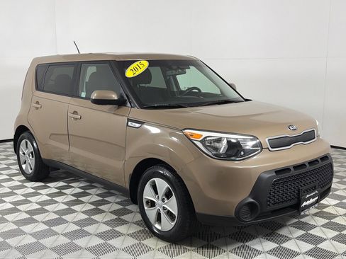 Used 2015 Kia Soul image 3
