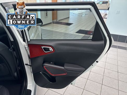 Used 2025 Kia Soul GT-Line FWD image 16