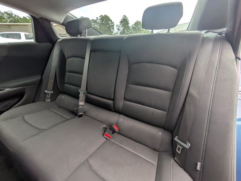 Used 2025 Chevrolet Malibu LT FWD image 7