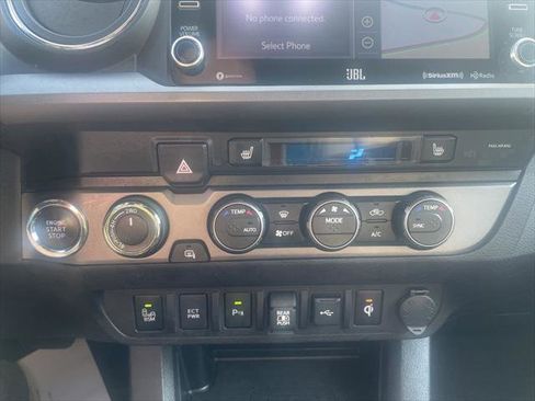 Certified 2020 Toyota Tacoma TRD Off-Road w/ TRD Premium Off Road Package image 27