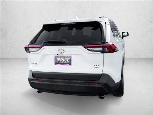 Used 2025 Toyota RAV4 XLE image 6